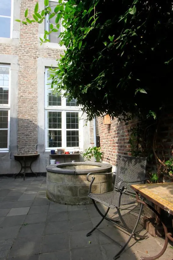 Bed & Breakfast In Monumental House Maastricht Centre